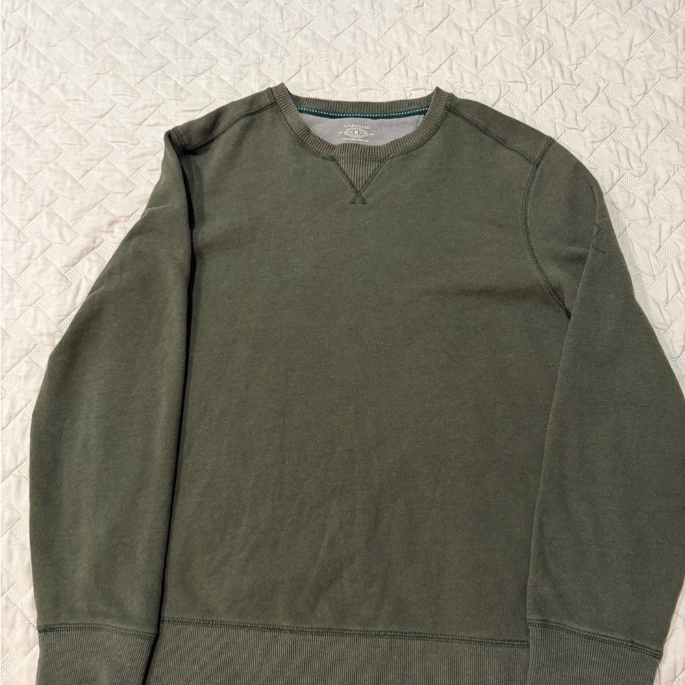 G.H. Bass & Co. Forest Green Crewneck Sweater